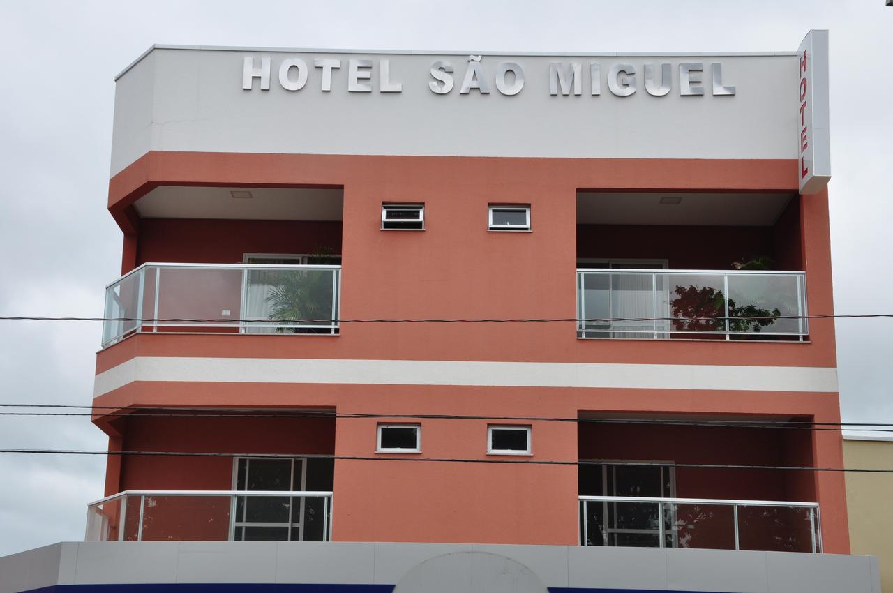 Hotel Sao Miguel Sao Miguel do Araguaia Exterior photo