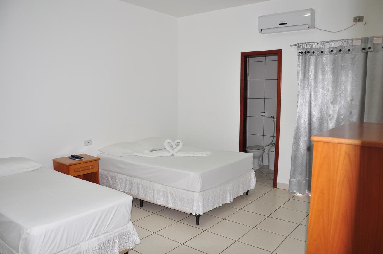 Hotel Sao Miguel Sao Miguel do Araguaia Exterior photo